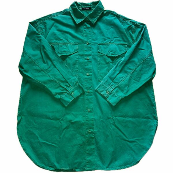 長袖 シャツ緑