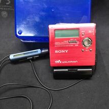 ウォークマン SONY　ソニー　MZ-R909　MDLP　MDウォークマン　WALKMAN MDプレーヤー　MDレコーダー　レッド_画像1