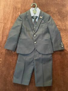 【値下げ】子供用スーツ キッズ　男の子　入学式　卒業式 MICHIKO LONDON ミチコロンドン　110 5点セット