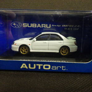 AUTOart SUBARU インプレッサ IMPPREZA WRXSTI 2001 ホワイトの画像1