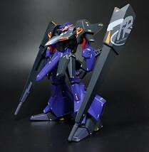 改修塗装済み完成品HG1/144ギャプランTR－5フライルー ティターンズ仕様 A.O.Z RE－BOOT版_画像3