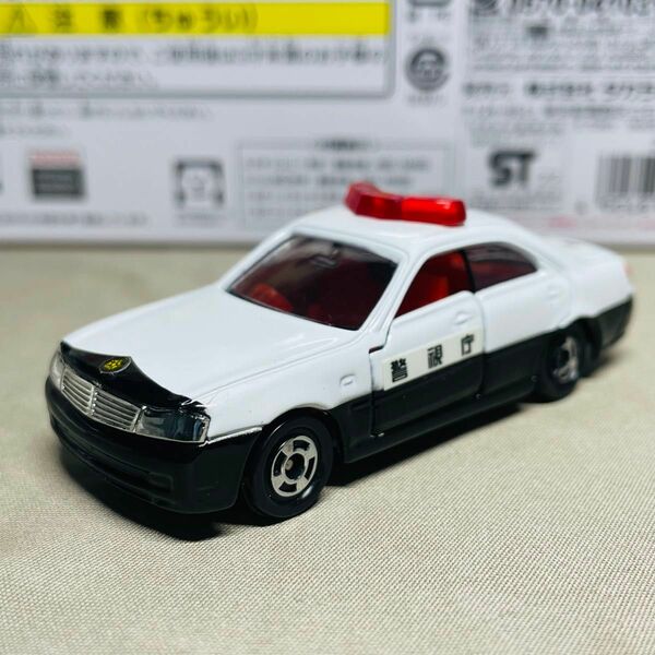 トミカ No.58 日産 セドリック パトカー