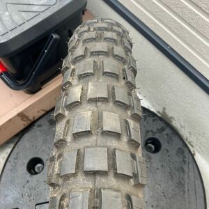 送料無料！ 中古 2019年製造 MICHELIN ANAKEE WILD 90/90-21 ミシュラン アナキー ワイルド 90/90/21バリ山 