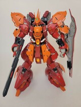 RG1/144　リアルグレード　サザビー塗装完成品　ガンプラ完成品　機動戦士ガンダム逆襲のシャア　訳ありジャンク品_画像3