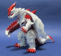 匿名配送 バンダイ ウルトラ怪獣 ソフビ　DX スネークダークネス　カミソリデマーガ　ギガデロス　ヘルベロス 等７点　ウルトラマンタイガ_画像4