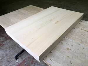 オープン記念☆彡送料無料！！【S265B】檜 613×380×52㎜ 板材 乾燥材 木工 DIY 材木 天然木 無垢材 まな板 桧 ヒノキ《銘木すずめや》