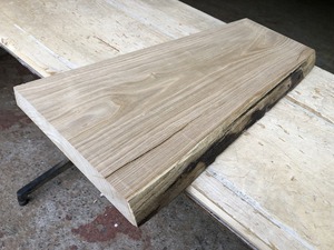 送料無料！！【S209B】栗 665×～250×30㎜ 板材 乾燥材 木工 DIY 材木 天然木 無垢材 《銘木すずめや》