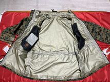 新品未使用タグ付き　USMC ECWCS WOODLAND MARPAT GORE-TEX PARKA NSN8415-01-672-6608 MEDIUM REGULAR VALLEY APPAREL製_画像4