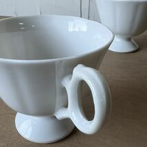 2個set 足付きカップ デットストック 白磁 陶器　検: マグカップ コーヒー 珈琲 ティーカップ デザートカップ カフェ レトロ ビンテージ_画像4