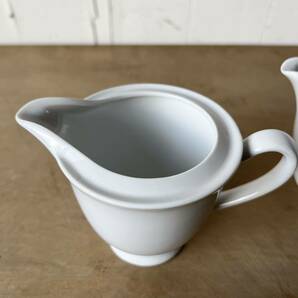 2個set スッとした形 ピッチャー 白磁 デットストック 陶器 検: ミルクピッチャー スープ カフェオレ レトロ ビンテージ アンティークの画像4