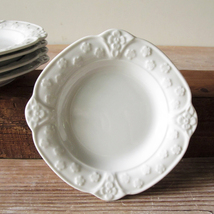 2枚セット 花柄リム ケーキプレート 白磁 デットストック 1970年代　検: リム皿 パン ケーキ 取り皿 陶器 アンティーク レトロ ビンテージ_画像3