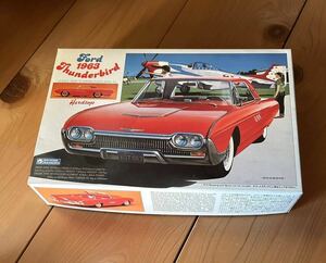 GUNZE グンゼ産業 Ford 1963 Thunderbird 1/32 プラモデル 未組立 