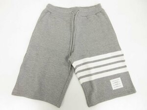 未使用 【トムブラウン THOM BROWNE】 ラインデザイン スウェットショートパンツ (メンズ) size0 グレー A0172F40040 ■29MPA0398■