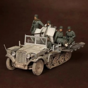 値下価格 WW2 フィギュア 兵士 5人セット 模型 ミリタリー 1/35 男性兵士 戦争 ミニチュア 兵隊 軍人 ジオラマ 未塗装 未組立 樹脂製 G105