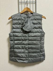 [UNIQLO] Uniqlo Ultra light down vest gray series S case attaching Y2471