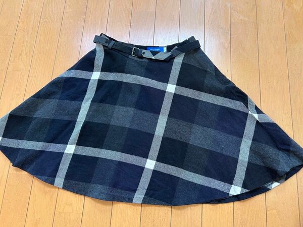 値下げ★バーバリー BURBERRY BLUE LABEL 36 フレアスカート　チェック skirt