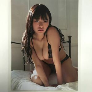 『雑誌グラビア ラミネート加工』Y-2174 桜井木穂(グラビアアイドル・T163B100W58H88・美女)A4 4枚7ページ SPA! 2022年3月8日号 ※15の画像4