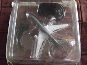 Del Prado die-cast model passenger plane Lockheed L-1011-500 breaking the seal ending unused goods 