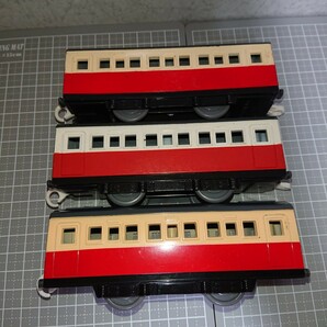 プラレール トーマス 客車 赤色 3両セット【まとめて大量出品中】の画像1