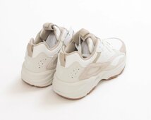 emmi × FILA◆エミ×フィラ　未使用コラボスニーカー　シューズ　ホワイト×ベージュ　サイズ２５ｃｍ_画像4