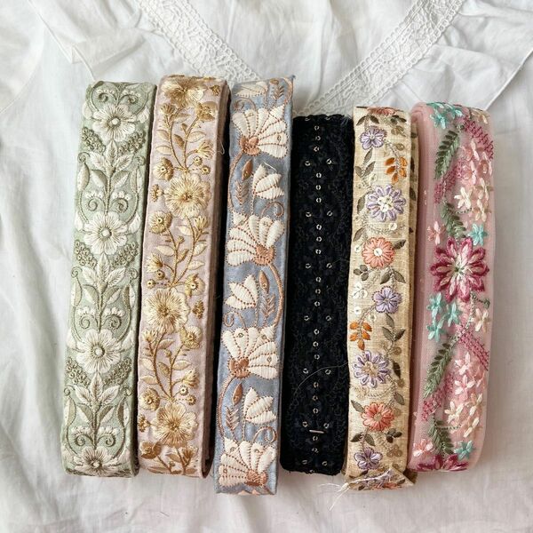 【再販】インド刺繍リボン カット売り 卸売 チュール シルクベース モチーフ 生地 アンティーク ハギレ