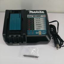 サ)[動作確認済] makita マキタ 18V 充電式インパクトドライバ TD149DRFX 青 3.0Ah バッテリ2個 充電器 ケース付 電動工具 管理Y_画像6