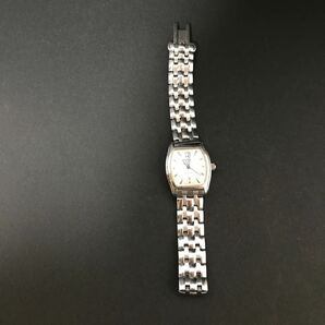 Y0361 稼動品 ORIS オリス 腕時計 レディース AT 自動巻 23石 ホワイト文字盤 オートマ スクエア デイト スイス製の画像3