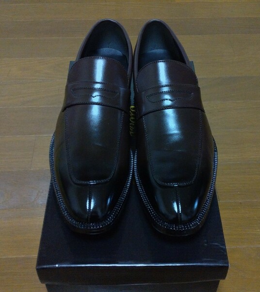 革靴　ダークブラウン　ローファータイプ　サイズ26.5　3E　ビジネスシューズ　紳士靴　スーツスタイル　カジュアルスタイル