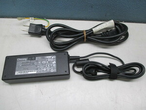 CHICONY 90W AC アダプタ A10-090P3A 19V-4.74A