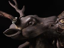 【ONE'S】超絶技巧 古銅 銅製 彩色象嵌 のったり 香炉 『寿老人騎鹿』 幅66cm 重量9.6kg 置物 極上細密造 香道具 古美術品_画像8