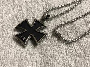  iron cross necklace charm top pendant choker black black piton black itsu Germany army 