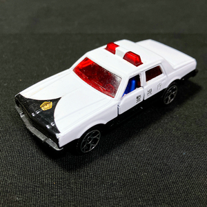  【マジョレット/majorette】CHEVROLET IMPALA patrol car / シボレーインパラ パトカー 警視庁 ルース ミニカー