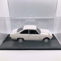 ET24 1円スタート　アシェット　国産名車コレクション　1/24 ミニカー　マツダ MAZDA ファミリア　ロータリー　クーペ_画像2