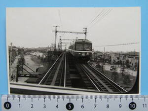 (J51)126 写真 古写真 電車 鉄道 鉄道写真 京急 京浜急行 786 特急 品川行 昭和33年7月9日 大森海岸付近 はがれた跡が薄くなっています