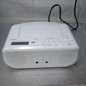 送料無料(２M397)TOSHIBA　東芝　CDラジオ　TY-C160