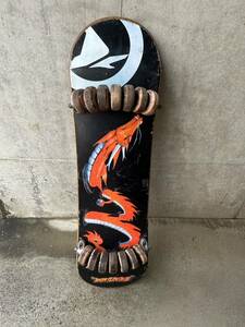 激レア　１４ウォール　クルージングスケートボード（サーフィン　スノーボード）龍　ドラゴン　DRAGON　竜　ブラック
