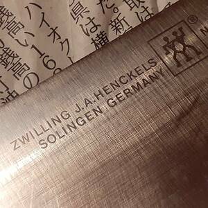 ZWILLING J.A.HENCKELS　包丁　ツヴィリング　JAヘンケルス　三徳包丁