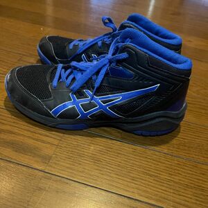 asics バスケットシューズ　バッシュ　24.5cm バスケをしているお子様にピッタリ！