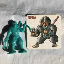 ネクロスの要塞チョコ　NINJA 忍者　ロールプレイングモデルとカード　オマケ付き_画像1