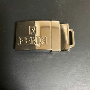 【美品】FENDI ベルトバックル　女性用　ベルト 幅20〜28ミリ 厚み3ミリまで対応可能　現状品