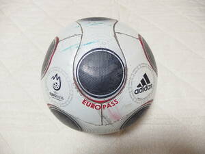 ■アディダス　サッカーボール　ユーロパス　ユーロ2008　USED■