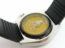 1円◆稼働◆　セイコー　4R36-11Y0　ワンピースコラソンモデル 　白　クオーツ　メンズ　腕時計 M089_画像6