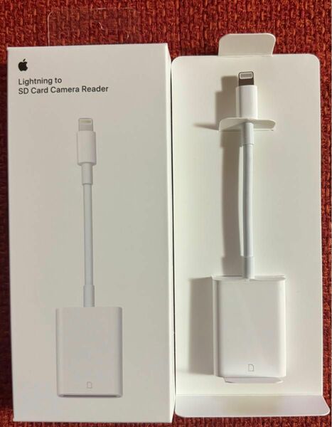 アップル純正 / 日本国内正規品 Apple Lightning - SDカードカメラリーダー / MJYT2AM/A 