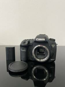 Canon キヤノン EOS 7D Mark II ボディ