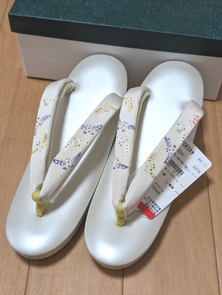 加賀友禅 草履 新品 シルバー 厚底