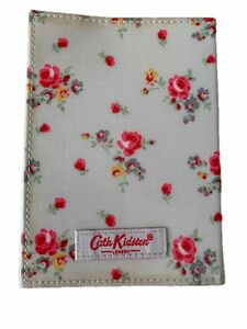 Cath Kidstonキャス・キッドソン　パスポートケース