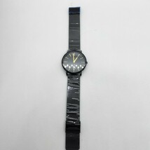 腕時計 クォーツ　文字盤黒　シンプルデザインで普段づかいにぴったりベルト位置自由設定#0217_画像2