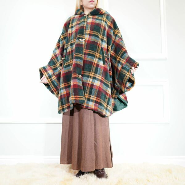 EU VINTAGE CHECK PATTERNED ECO FUR DESIGN CAPE COAT PONCHO/ヨーロッパ古着チェック柄エコファーデザインケープコート(ポンチョ)