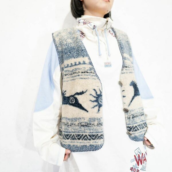 USA VINTAGE ALPS CONCHO BUTTON ANIMAL DESIGN FLEECE VEST/アメリカ古着コンチョボタンアニマルデザインフリースベスト