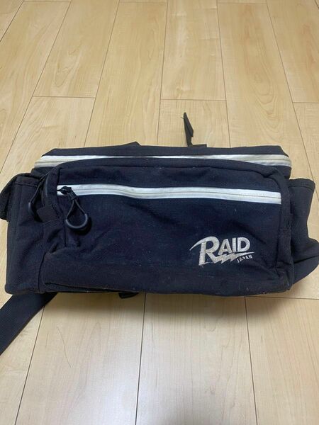 【中古】レイドジャパン　RAIDJAPAN バンクトレイル　バック　バス釣り　釣り　